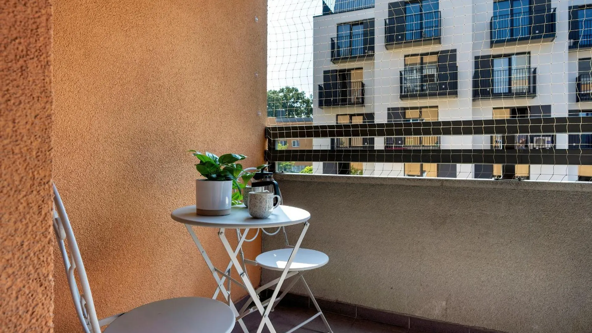 Apartamento Jasny Apartament Z 2 Balkonami Wroclaw Partynice By Noclegi Renters